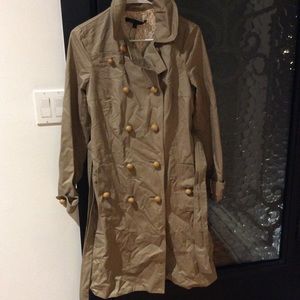 Marc Jacobs tan trench coat